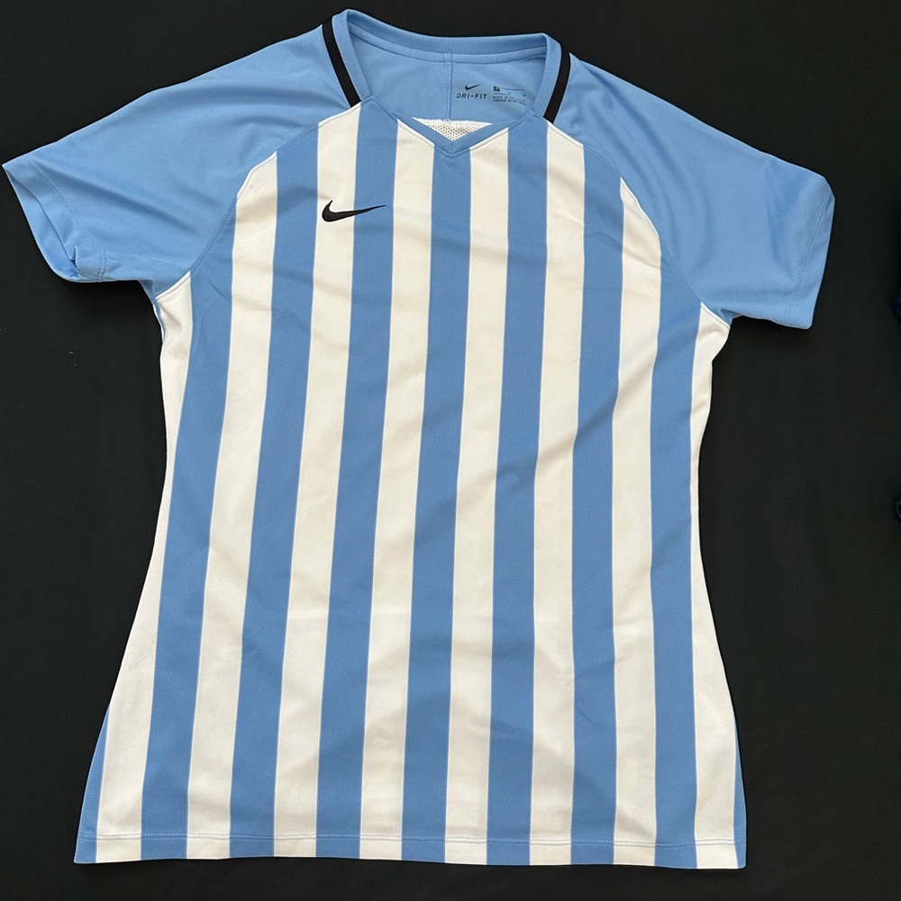 Nike work out shirt